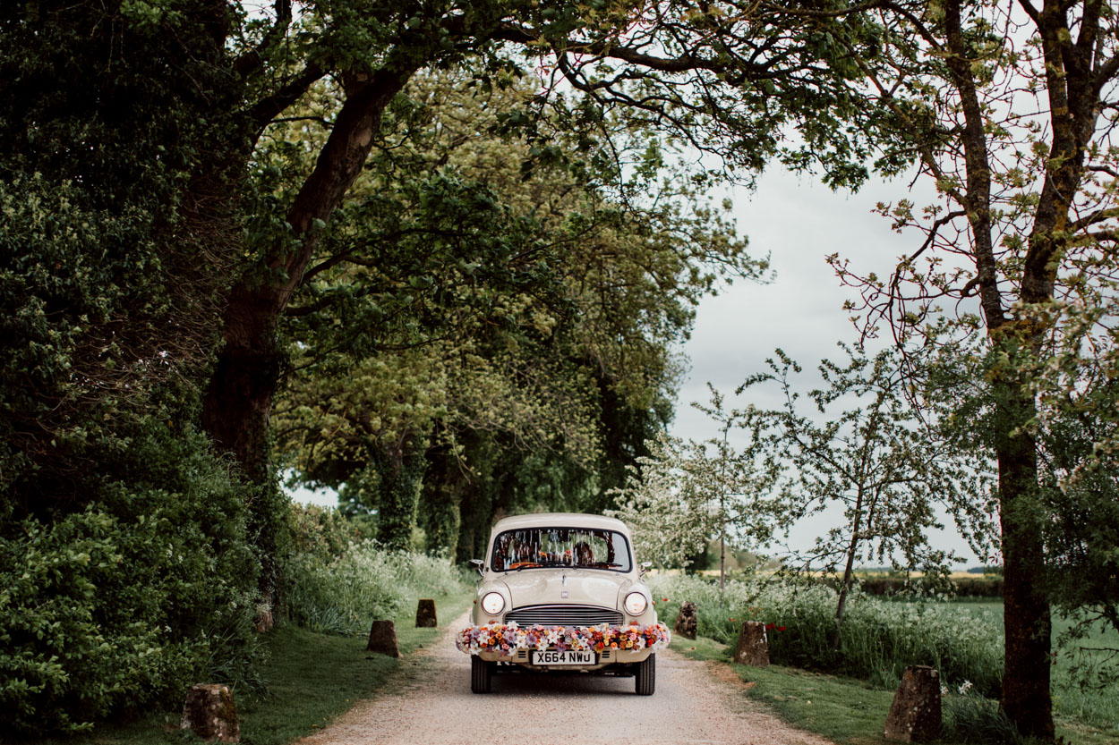 Cotswold Wedding Photographers Capture Car